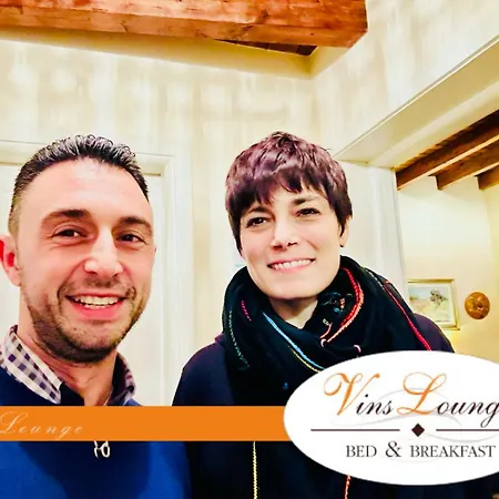 Alojamento de Acomodação e Pequeno-almoço Vinslounge 4*