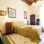 B&B Vinslounge