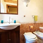 Vinslounge B&B 바를레타