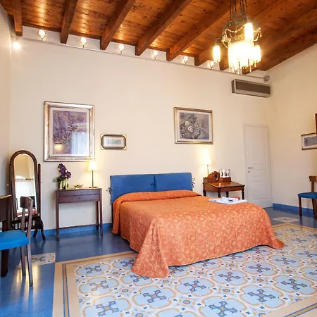 Vinslounge Bed & Breakfast Barletta