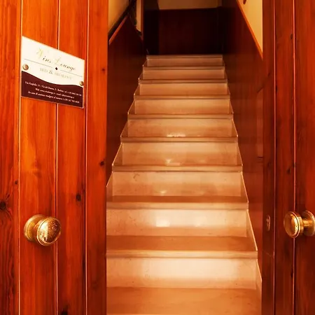 Vinslounge فندق مبيت وإفطار بارليتا